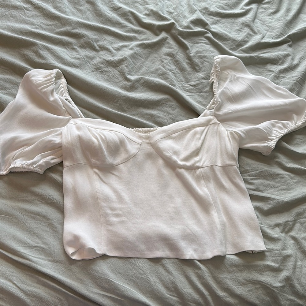 Aritzia white crop top blouse size xl